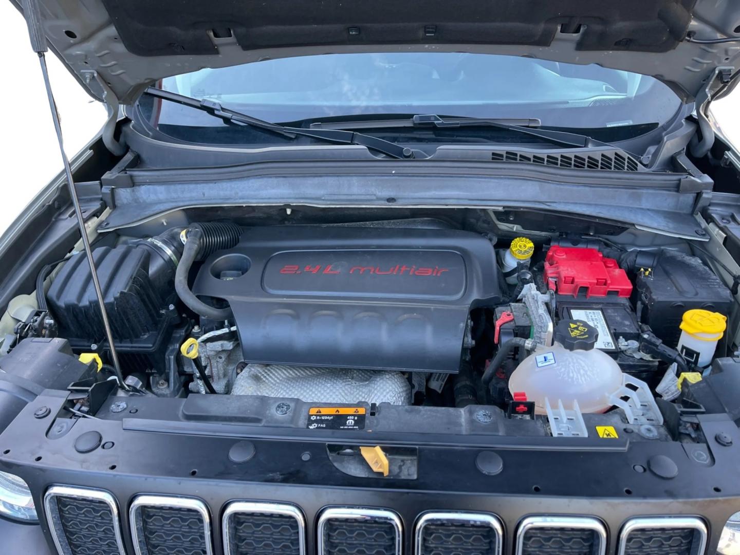 2020 Gray /Black Jeep Renegade Latitude 4WD (ZACNJBBB7LP) with an 2.4L I4 DOHC 16V engine, 9A transmission, located at 11115 Chardon Rd. , Chardon, OH, 44024, (440) 214-9705, 41.580246, -81.241943 - Photo#17